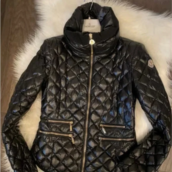 Womens Moncler puffer